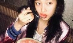 整个娱乐圈都在吃瓜,揭秘明星们的幕后故事