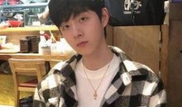 娱乐吃瓜艺人出道,揭秘艺人出道之路