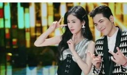 娱乐圈吃瓜爆料甜文小说,甜瓜爆料的甜蜜爱情故事