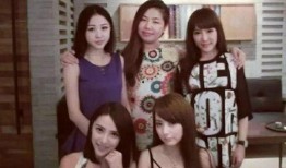 娱乐吃瓜女艺人官宣结婚,吃瓜女艺人官宣喜结连理